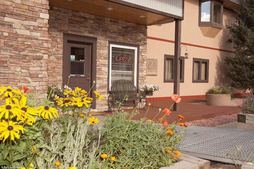 Фото Valley Hi Motel - Near Winter Park Visitor Center