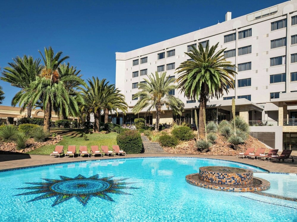 Фото Mövenpick Hotel Windhoek