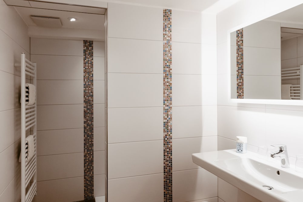 Фото Hotel-Gasthof Goldener Greifen