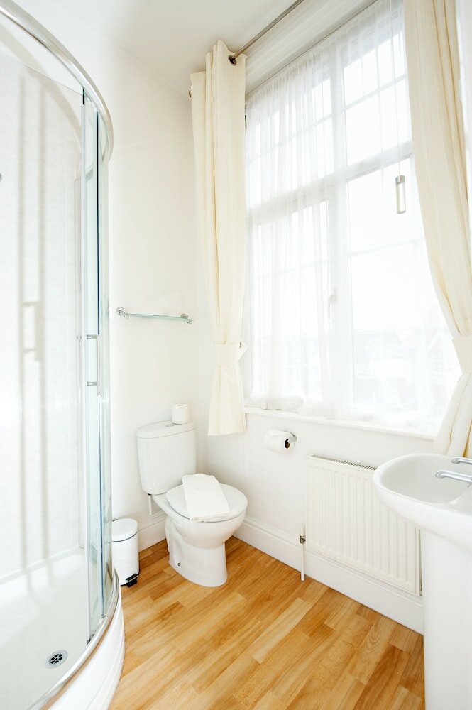 Фото St Raphael Guest House