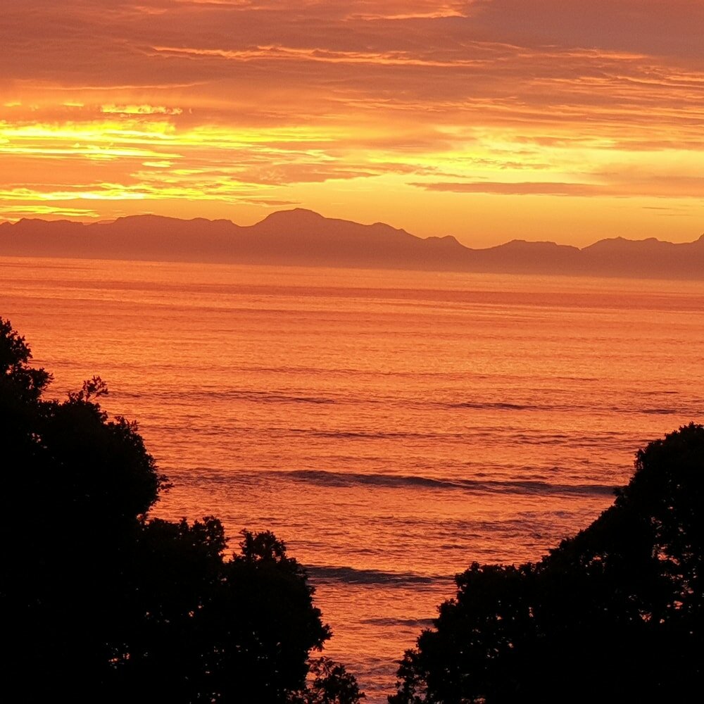 Фото Manor on the Bay