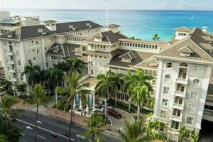 Гостиница Moana Surfrider, A Westin Resort & SPA, Waikiki Beach