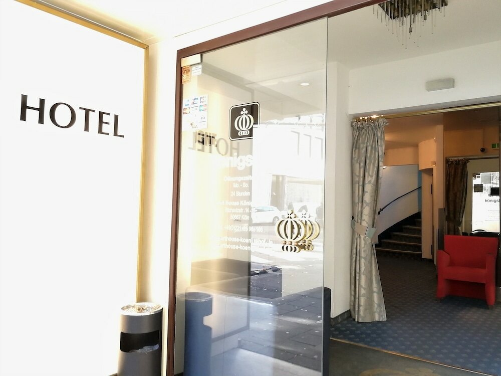 Фото Hotel Königshof The Arthouse