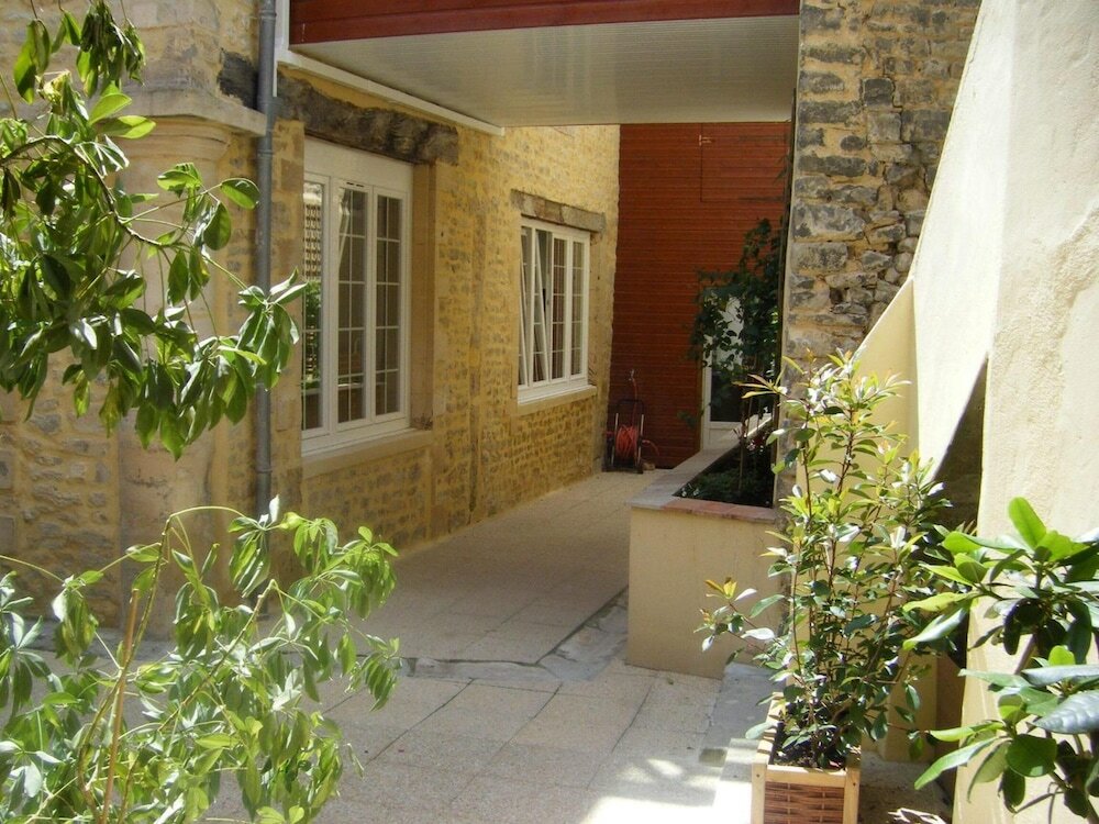 Фото Logis de Saint-Jean