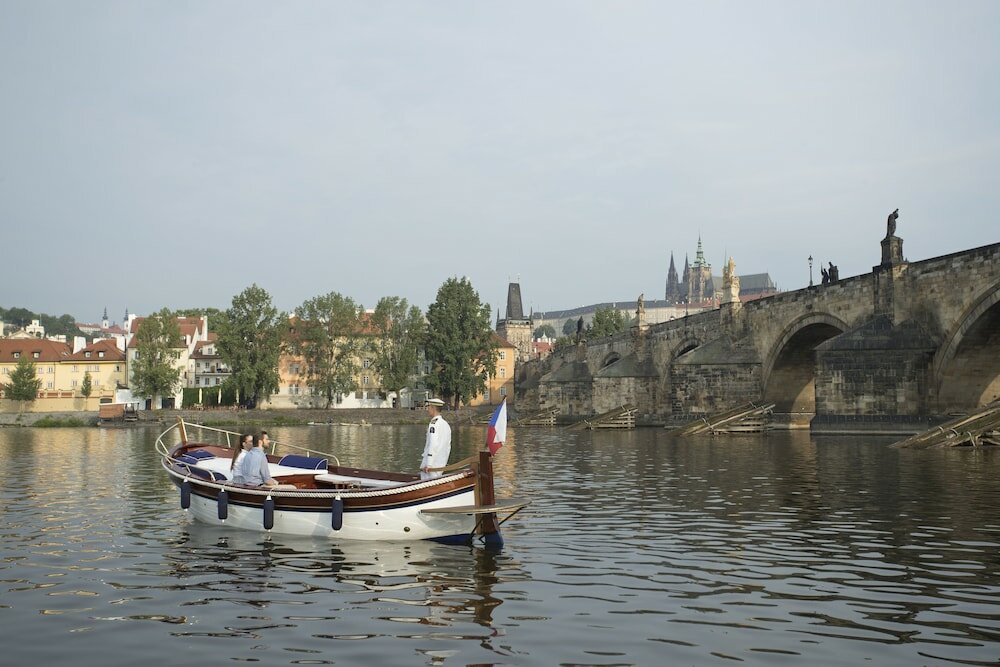 Фото Four Seasons Hotel Prague