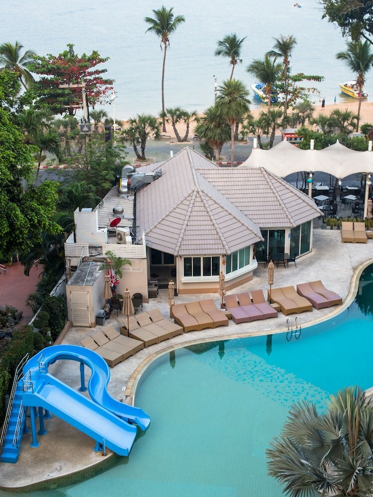 Фото Pattaya Discovery Beach Hotel