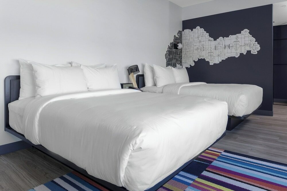 Фото Aloft Glendale at Westgate