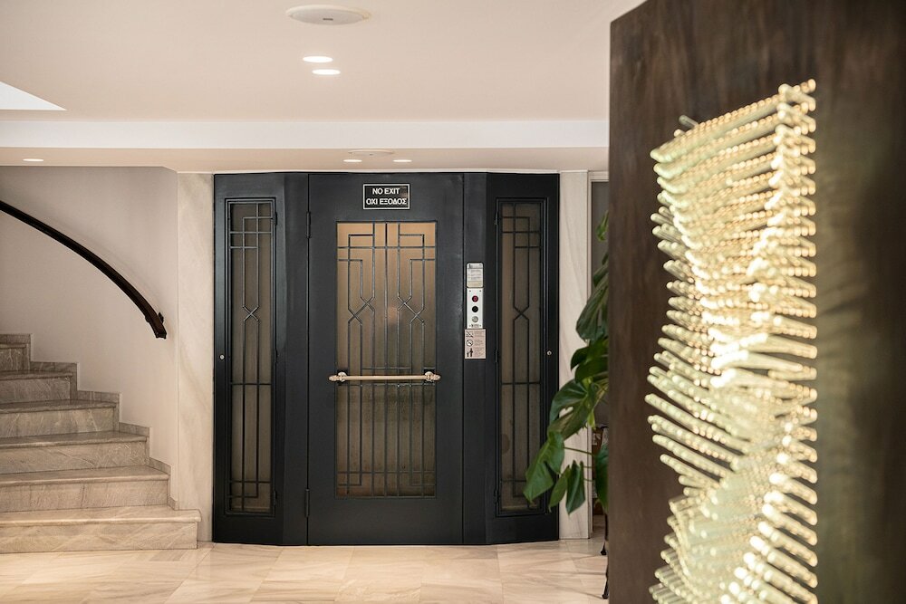 Фото Avra City Boutique Hotel