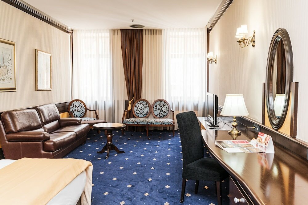 Фото Europe Hotel