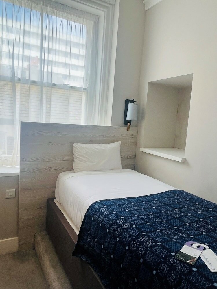 Фото Mercure Brighton Seafront Hotel