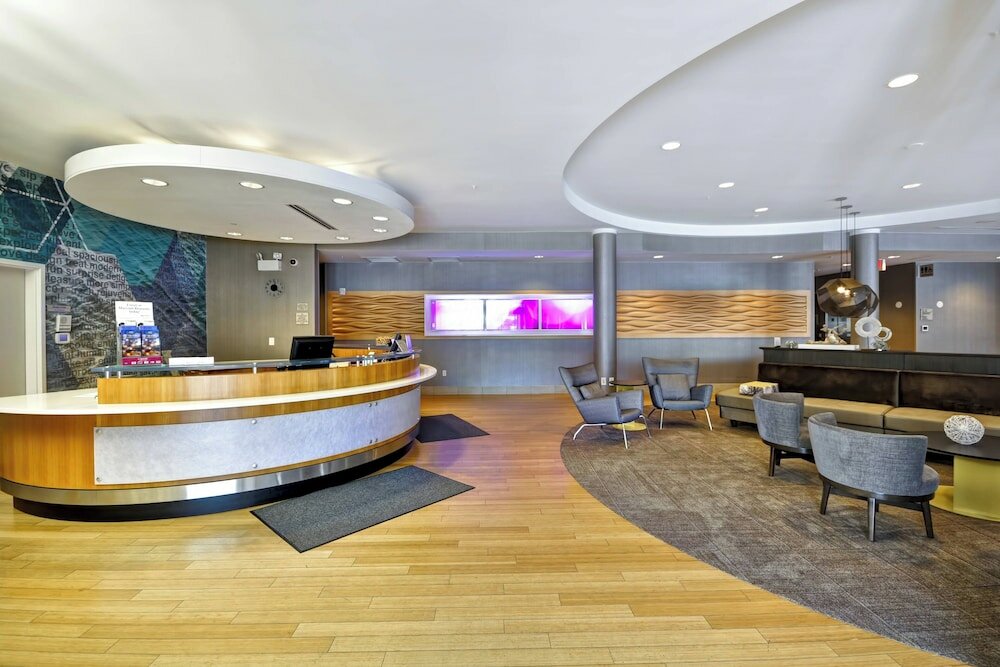 Фото SpringHill Suites Tallahassee Central