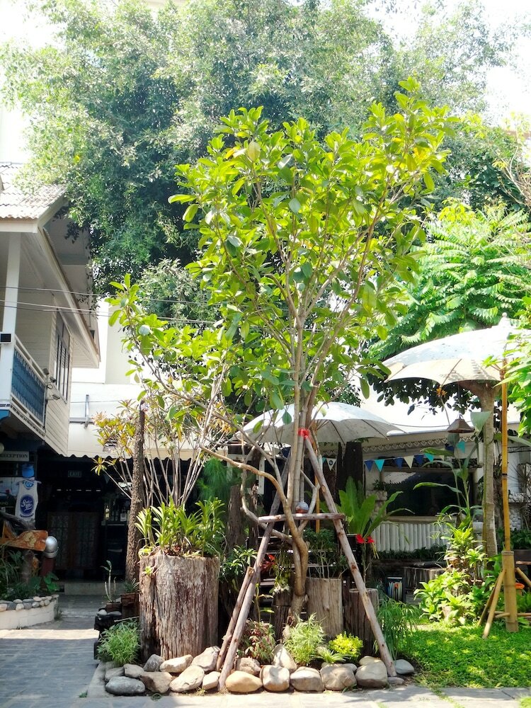 Фото Stay With Me Guesthouse