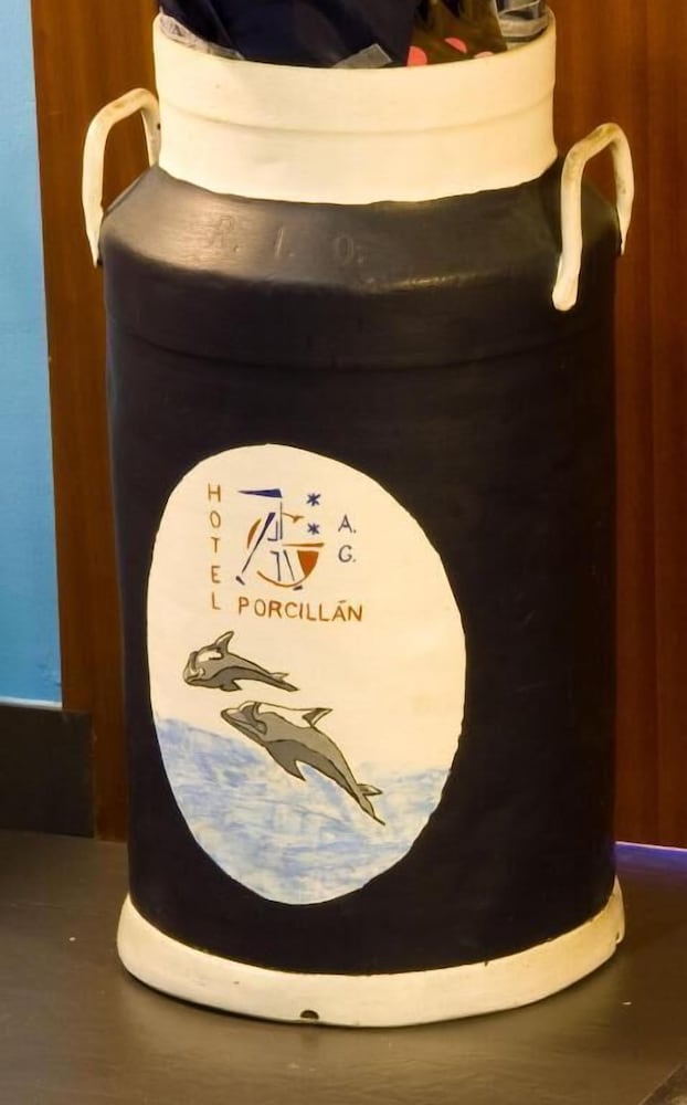 Фото Hotel A. G. Porcillán