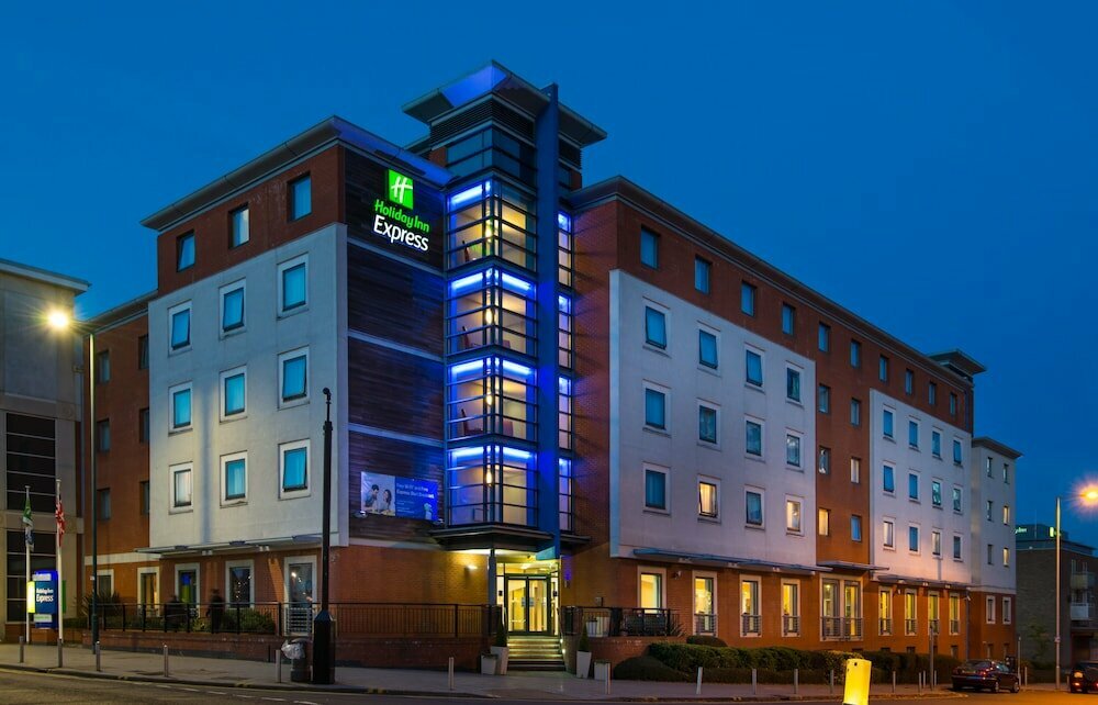 Hotel Holiday Inn Express Stevenage by Ihg, Stevenage, photo
