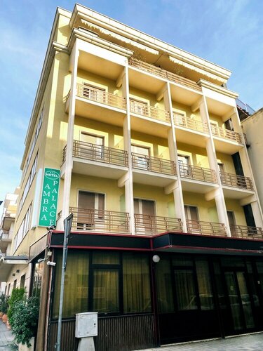 Гостиница Hotel Ambra Palace в Пескаре