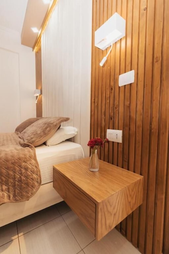 Фото Ilio Boutique Hotel