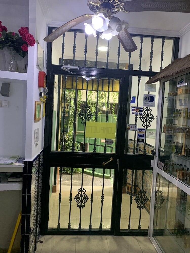 Фото Hostal Alcobia