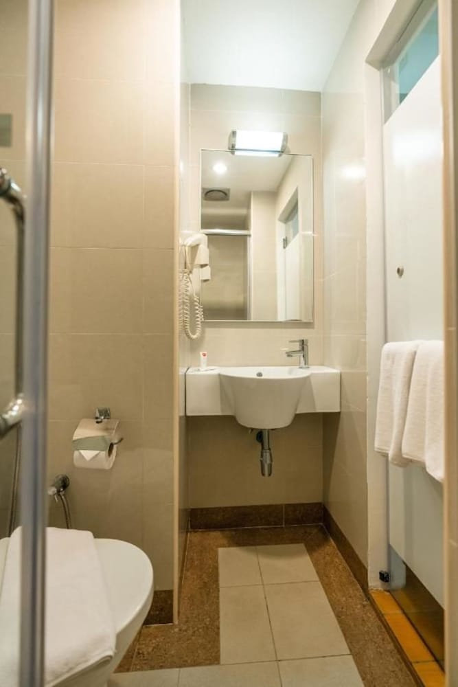 Фото Tune Hotel - Danga Bay, Johor