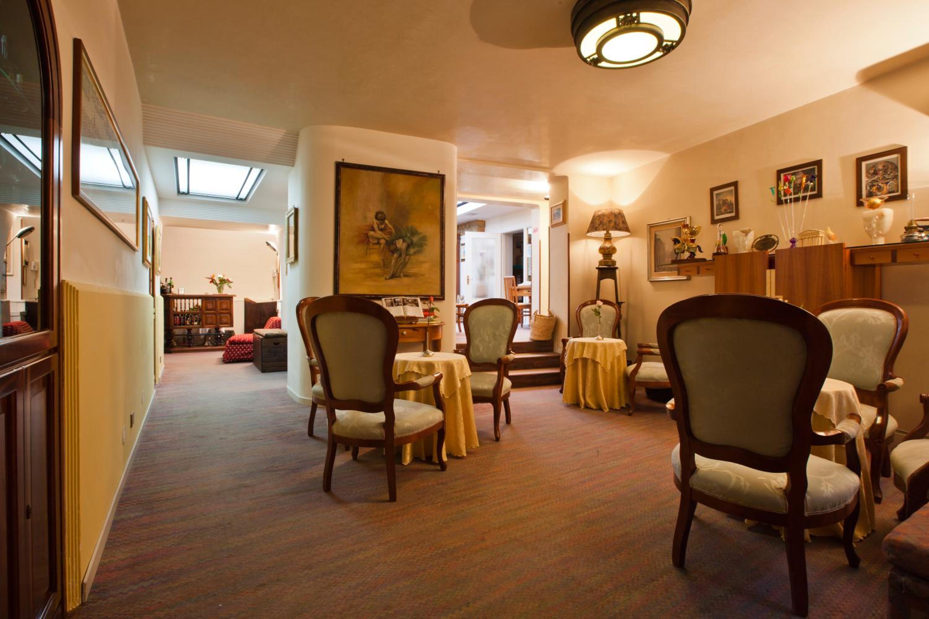 Фото Moderno Hotel