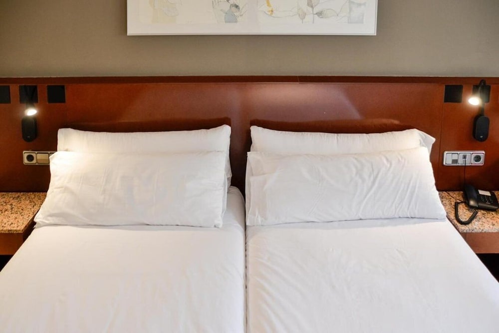 Фото Hotel Sant Pau