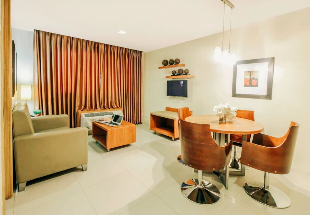 Фото Greenhills Elan Hotel Modern