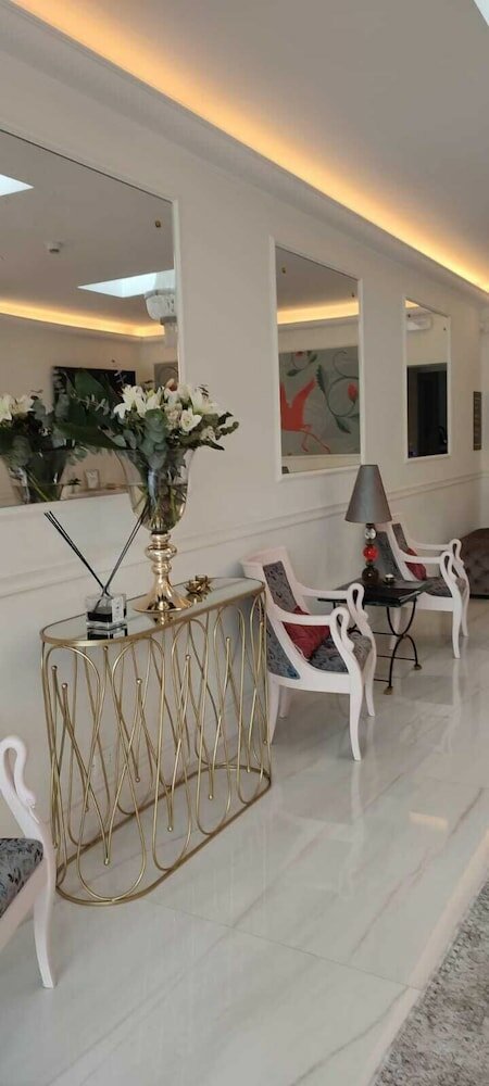 Фото Hotel La Ville