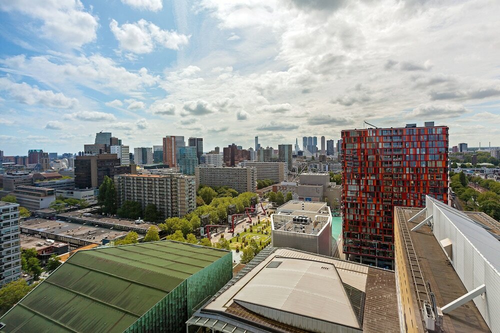 Фото Rotterdam Marriott Hotel