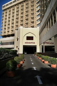Гостиница Mövenpick Karachi