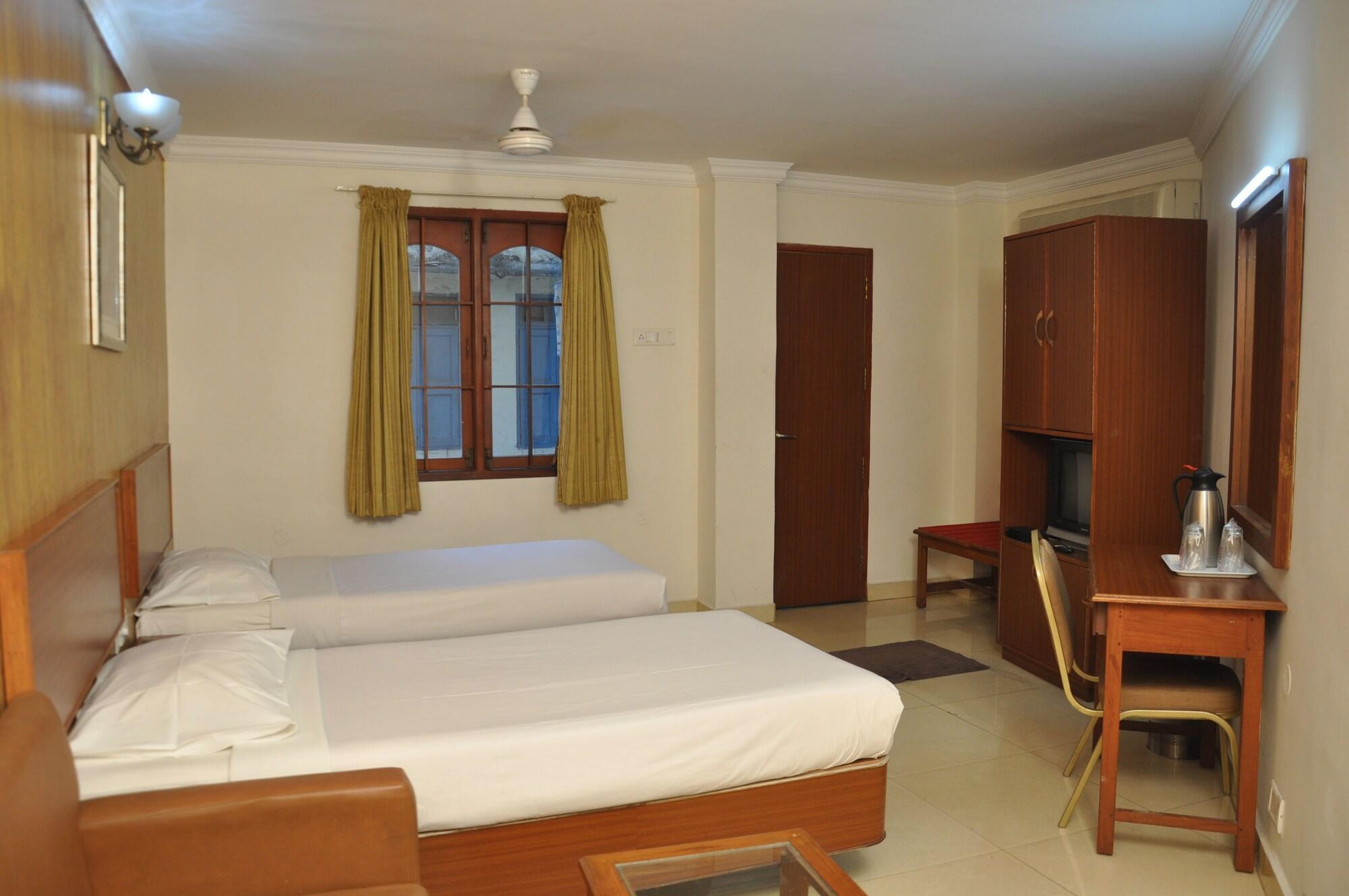 Фото Kings Hotel Egmore