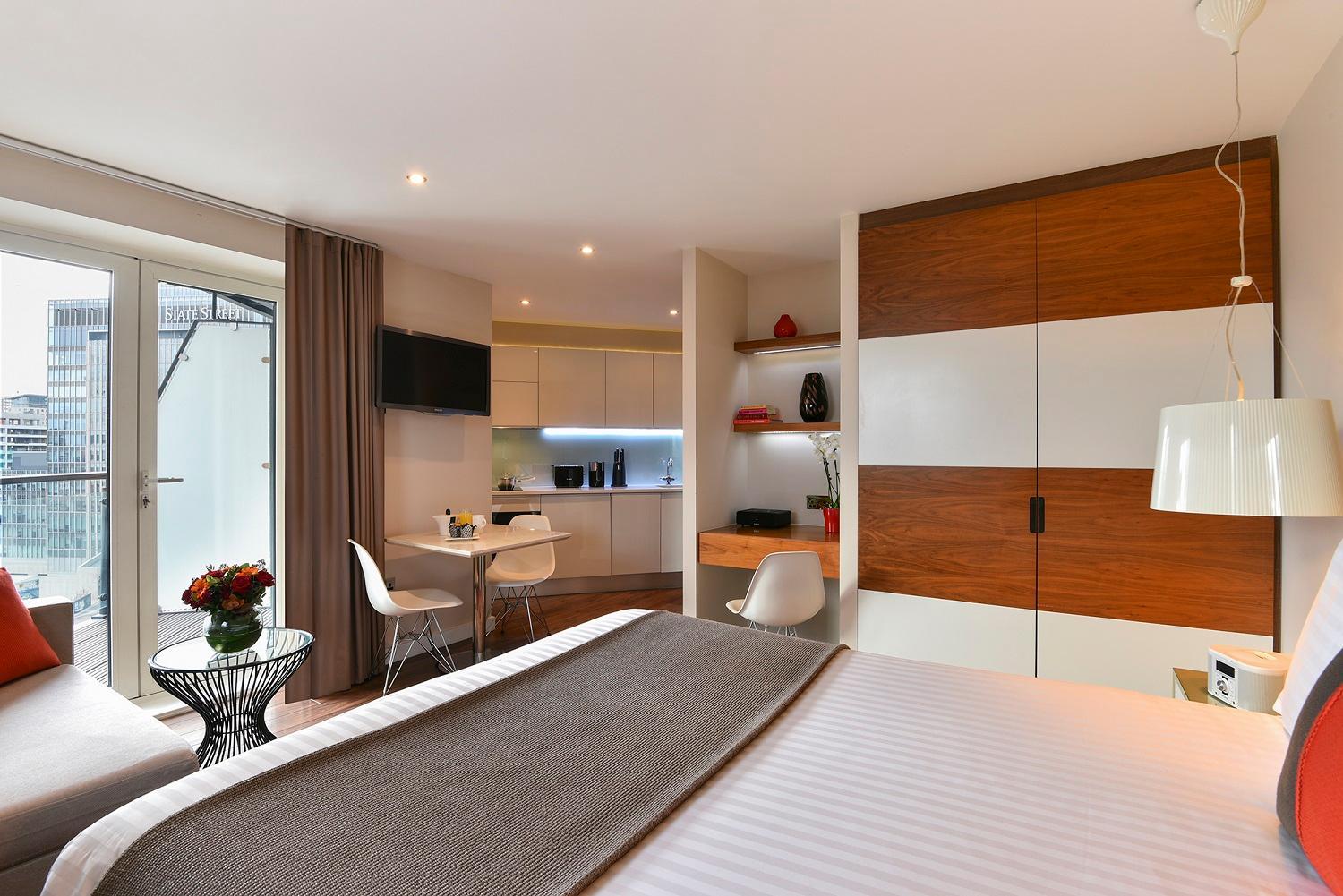 Фото Fraser Place Canary Wharf