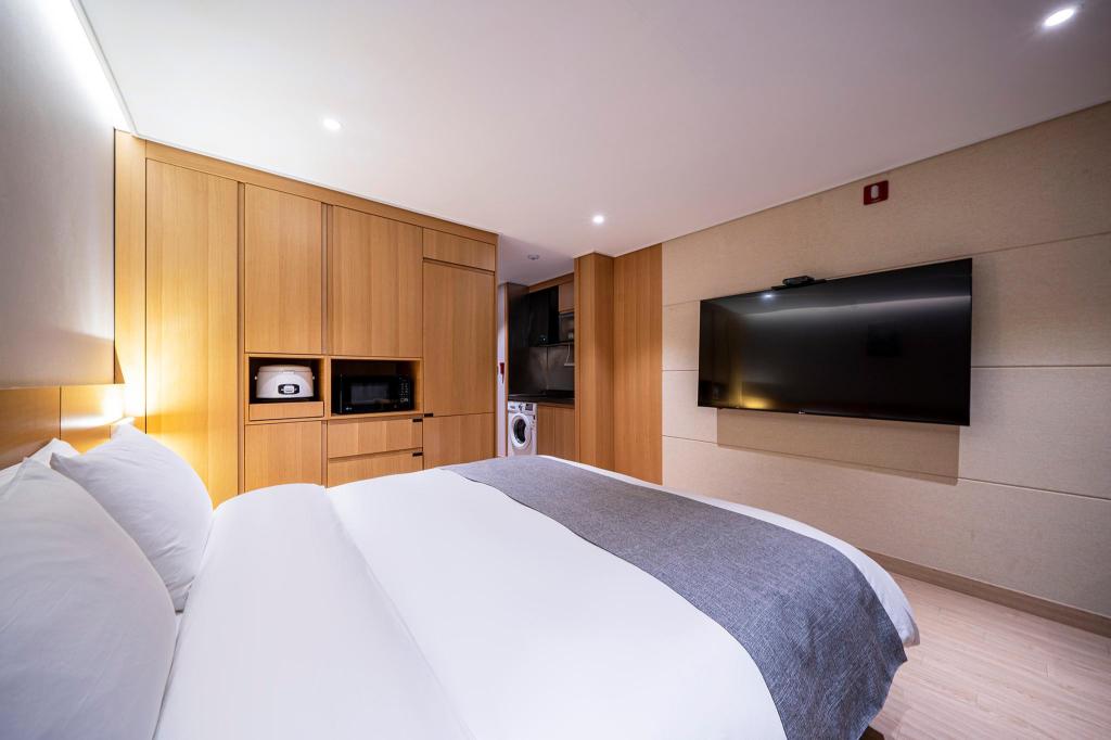 Фото R&b Business Hotel