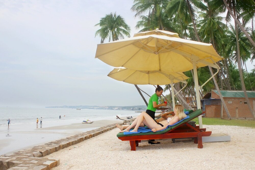 Фото Lotus Garden Resort