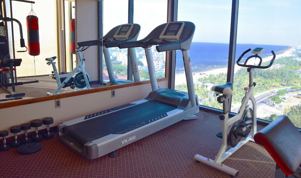 Фото Yarra Ocean Suites Danang