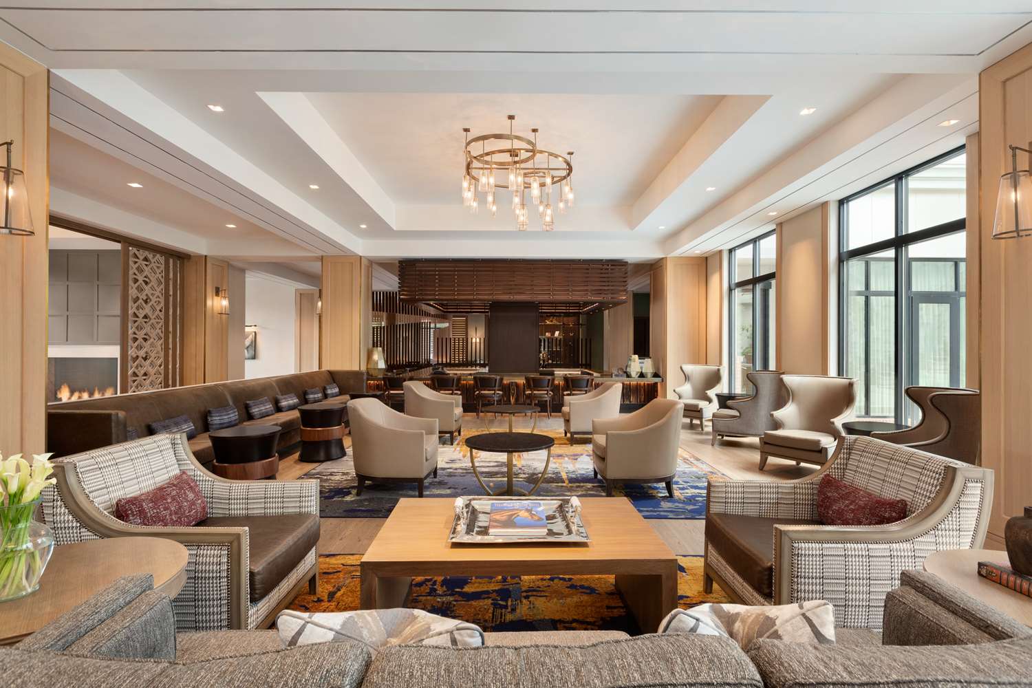 Фото The Harpeth Franklin Downtown, Curio Collection by Hilton