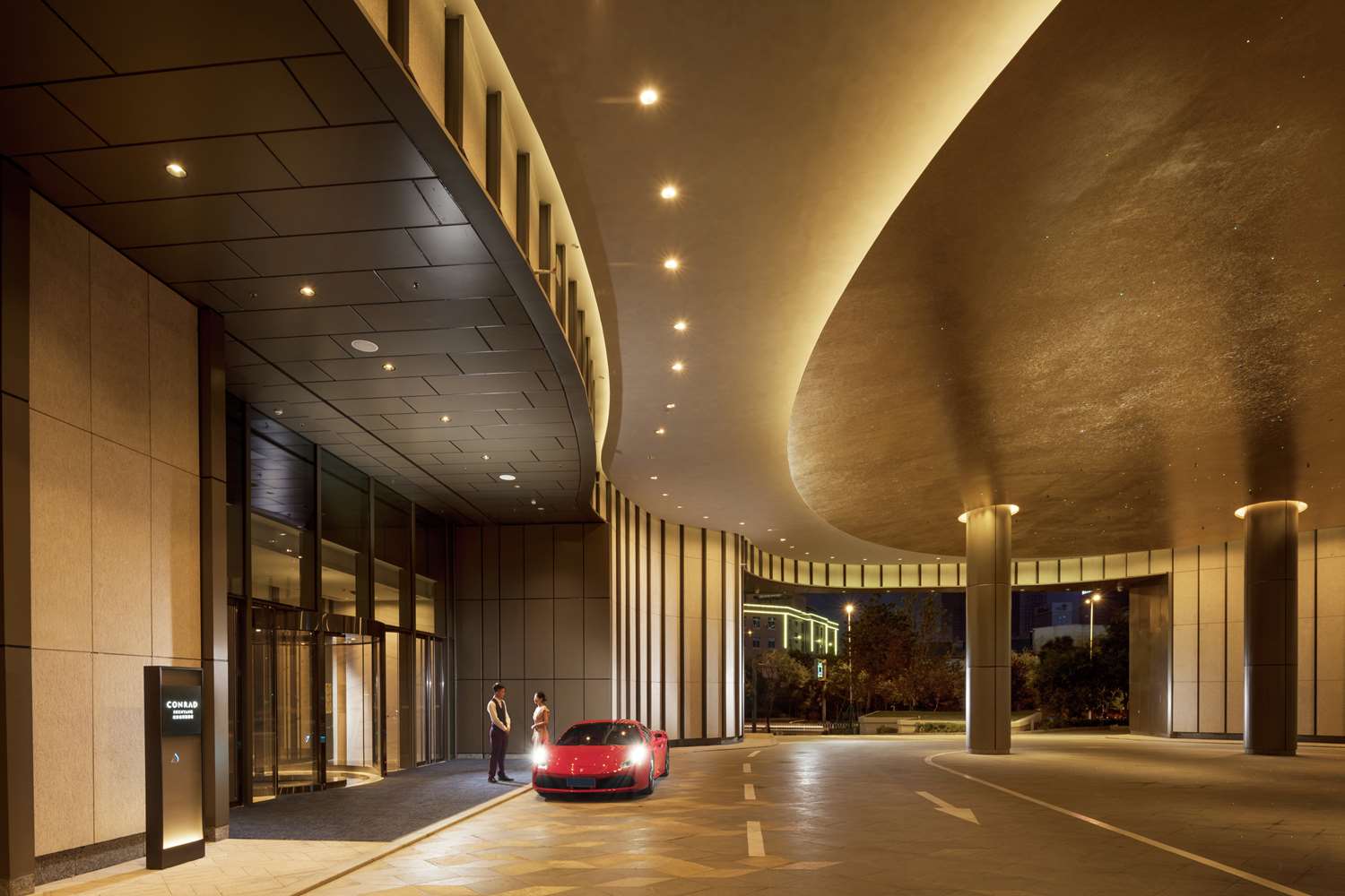 Фото Conrad Shenyang