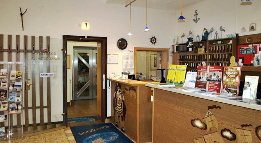 Фото Hotel Admiral