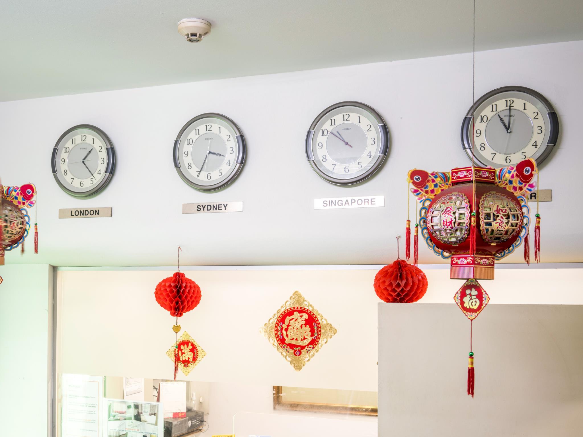 Фото Meriton Hotel