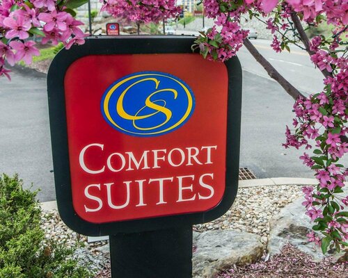 Внешний вид отеля Comfort Suites Monroeville в Монровилле, фото 3