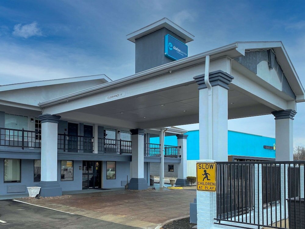 Фото отеля 2