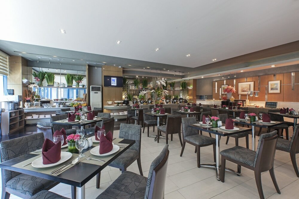 Фото One Pacific Place Serviced Residences