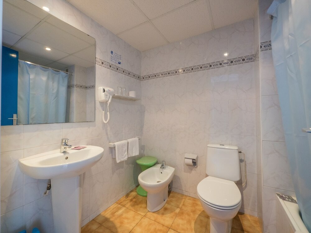 Фото  Checkin Garbí 