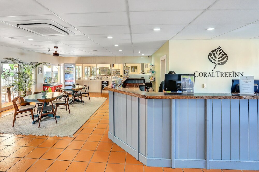 Фото Coral Tree Inn