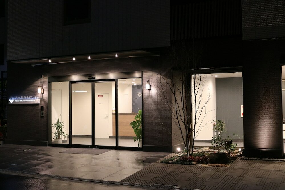 Фото Floral Hotel Sakaisujihonmachi Osaka