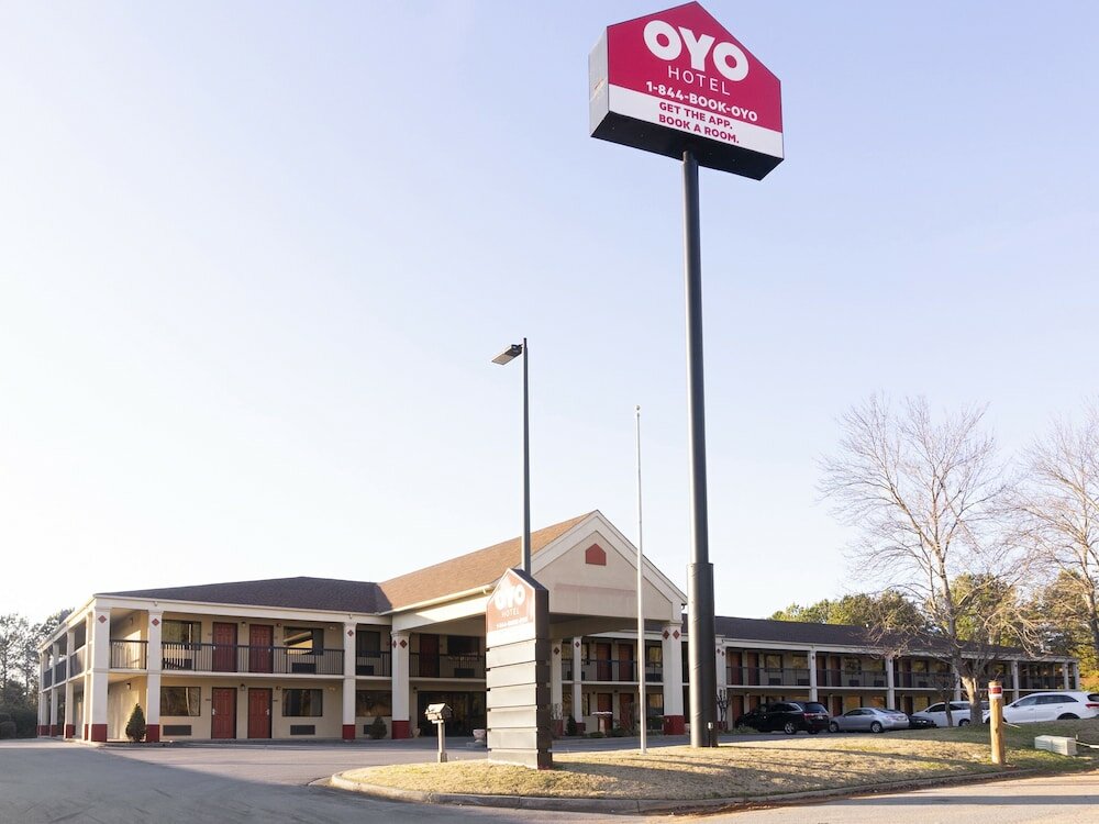 Фото Oyo Hotel Adairsville Hwy 140