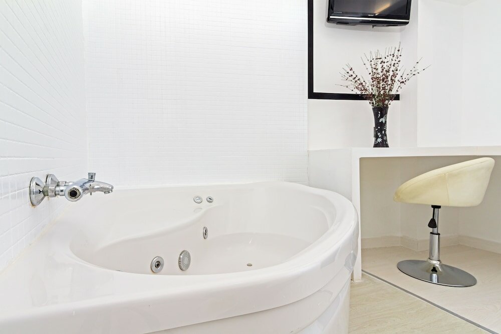 Фото Hostal Gran VIA 63 Rooms