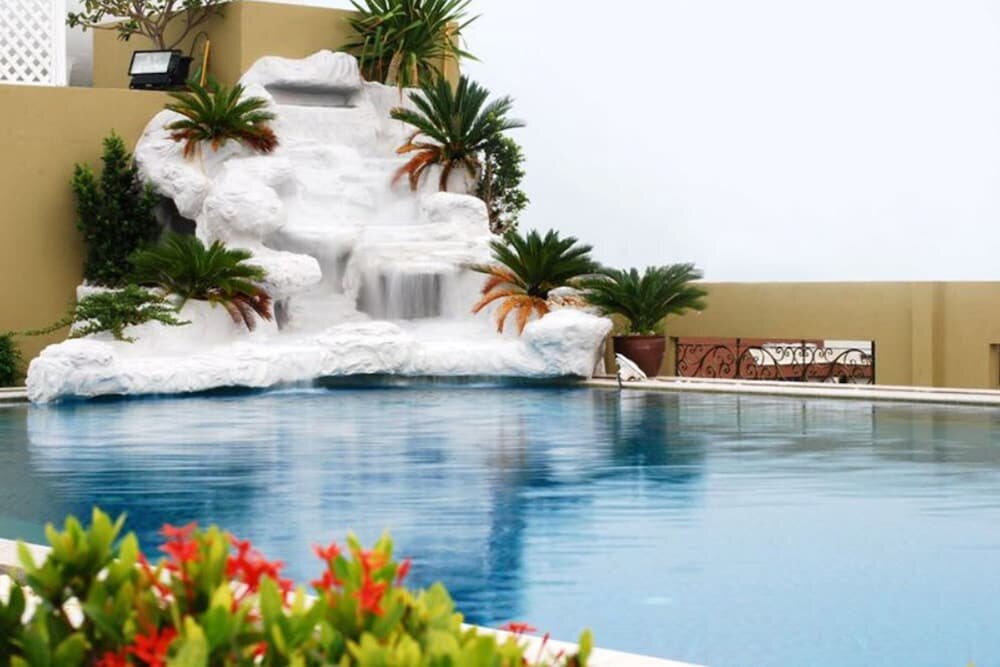 Hotel Lk Royal Wing, Pattaya, photo