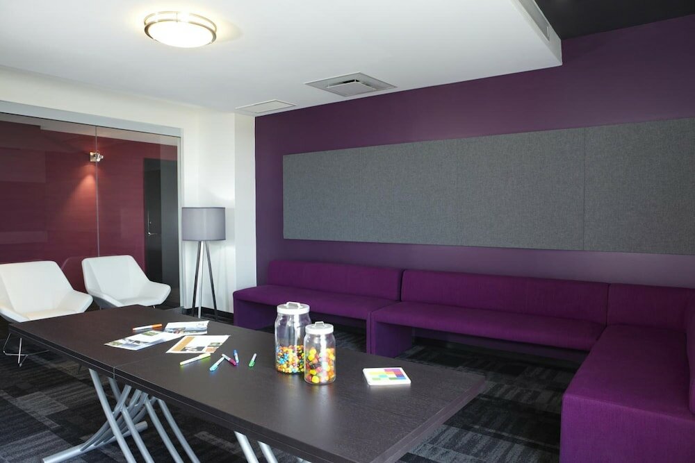 Фото Alt Hotel Toronto Airport