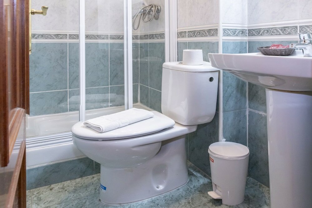 Фото Hostal Tokio