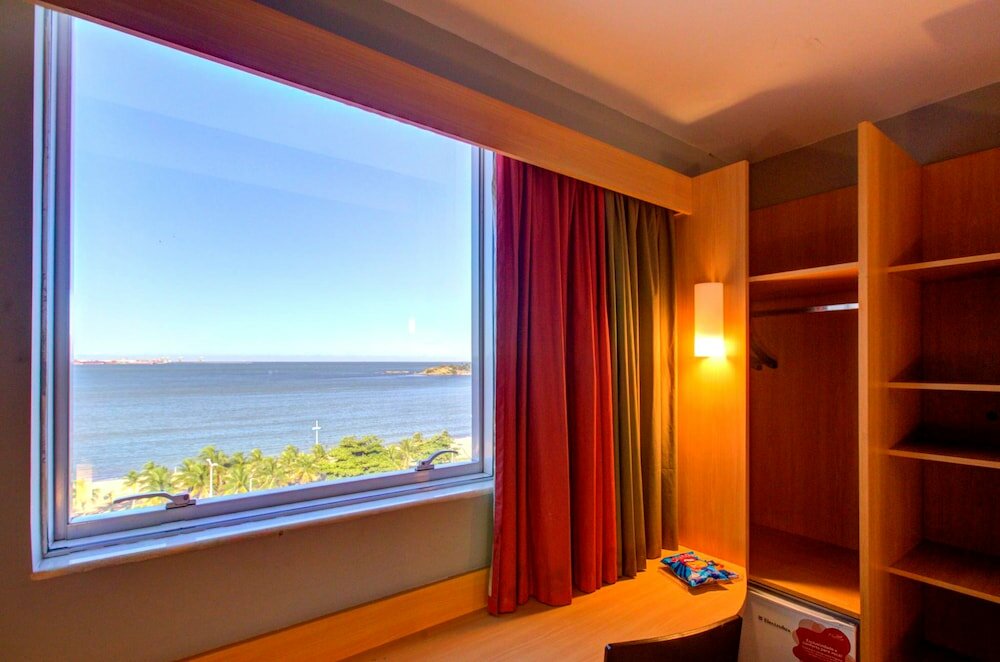 Фото Ibis Vitoria Praia de Camburi