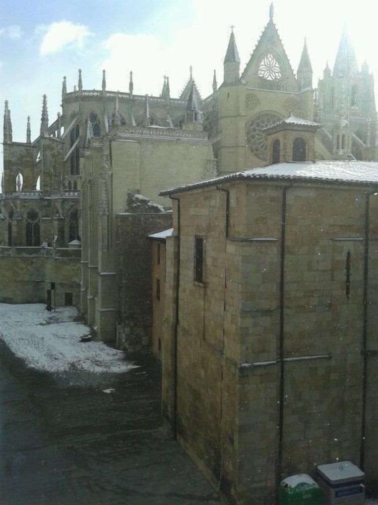 Фото Hotel SPA Qh Centro Leon